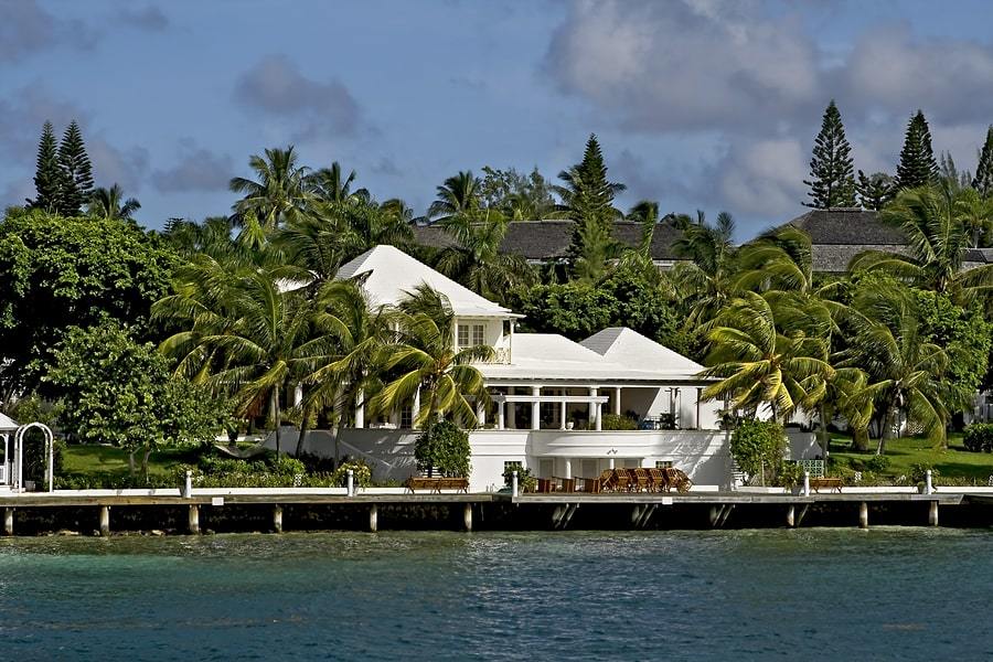 Luxury home in the Florida Keys located right on the waterfront